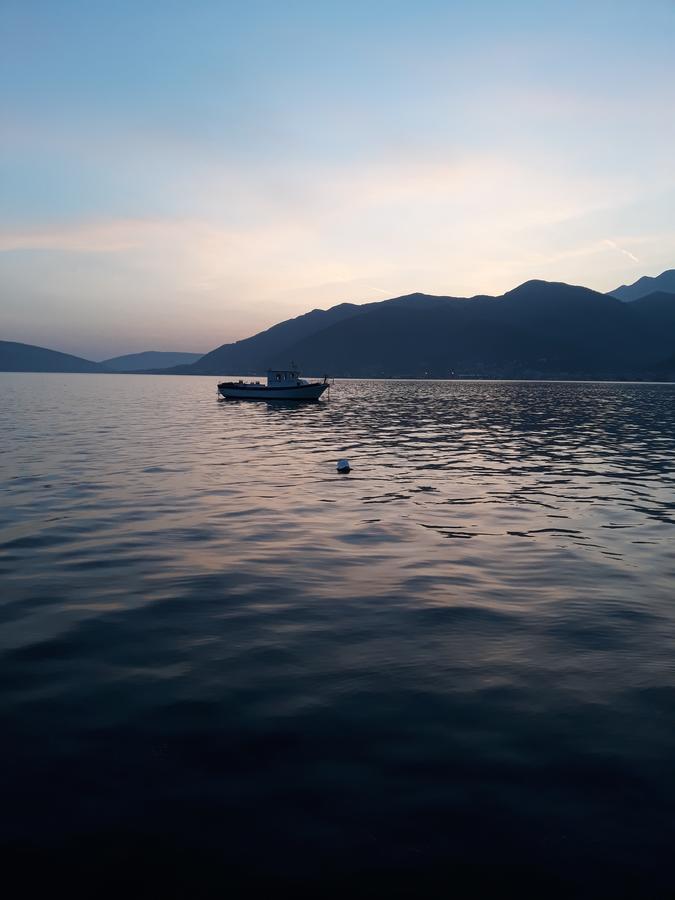 Sobe Tivat Hotel Exterior foto