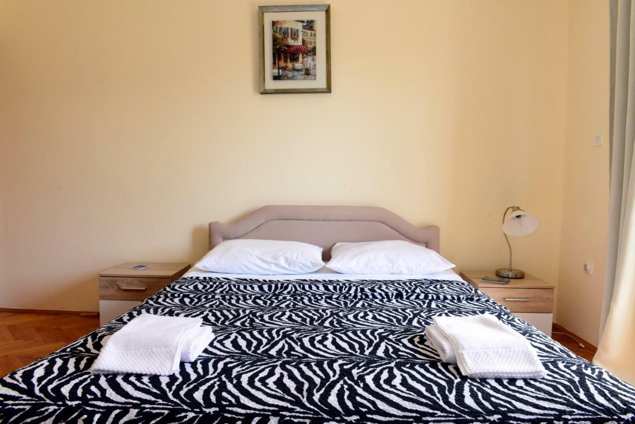 Sobe Tivat Hotel Exterior foto